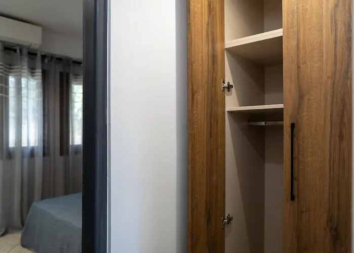 Sea View Grek Nea 2 Lägenhet *